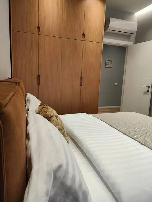 Tirana Ideal Apartment 0*,  Albania